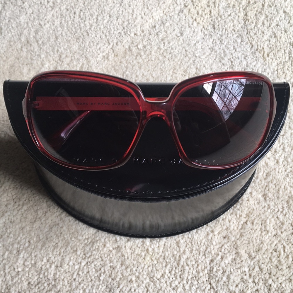 Marc by Marc Jacobs red sunglasses